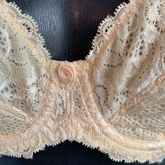 Breezies Unlined Underwire Lace Bra 34A - Picture 3 of 11